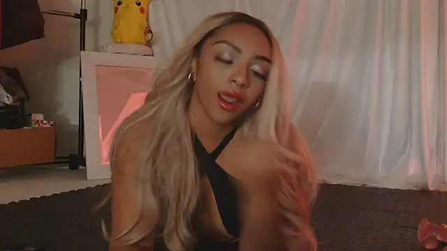 jaslenelovely online show from January 4, 2025, 4:00 pm