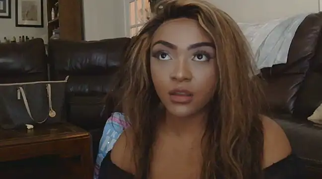 jaslenelovely online show from January 22, 2025, 6:41 pm