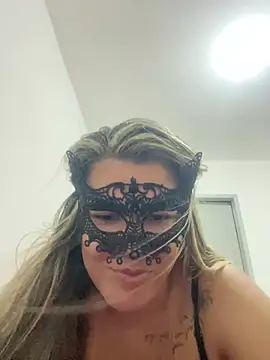 Snapshot of Casadadelicia26 chatting on February 16, 2026, 5:03 am Casadadelicia26 online show from February 16, 2026, 5:03 am