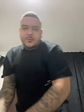 El Titan1998 online show from December 27, 2024, 4:47 am