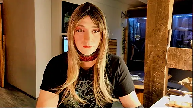 Snapshot of DYasmin69 chatting on October 11, 2025, 8:40 pm DYasmin69 online show from October 11, 2025, 8:40 pm