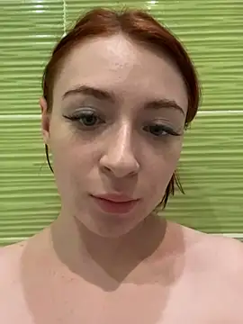 Cuteroxyfoxy online show from February 17, 2025, 2:48 pm