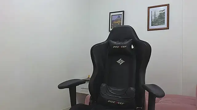 Snapshot of Massimoo_07 chatting on January 18, 2025, 9:45 pm Massimoo 07 online show from January 18, 2025, 9:45 pm