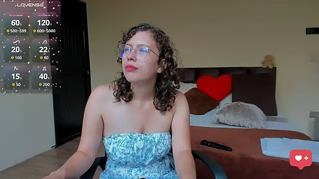 Snapshot of TORALAY chatting on January 18, 2026, 3:27 pm TORALAY online show from January 18, 2026, 3:27 pm