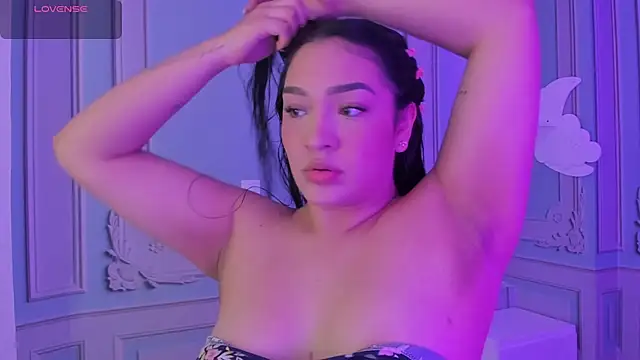 Snapshot of stefany_duque1_ chatting on February 1, 2025, 3:08 am stefany duque1 online show from February 1, 2025, 3:08 am