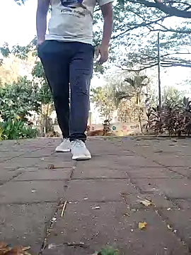 hot punekar online show from February 26, 2025, 2:37 am