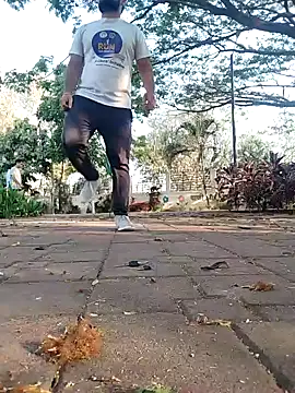 hot punekar online show from February 27, 2025, 2:53 am