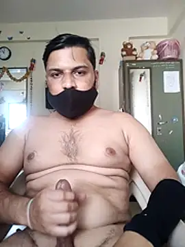 hot punekar online show from March 11, 2026, 5:02 am