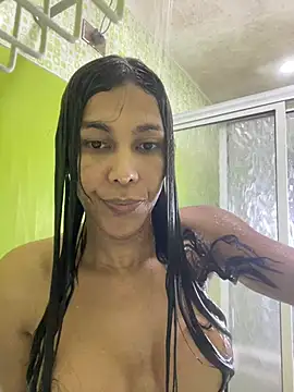 Ebonyxprincess  online show from June 11, 2026, 8:07 pm