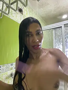 Ebonyxprincess  online show from June 13, 2026, 8:18 pm