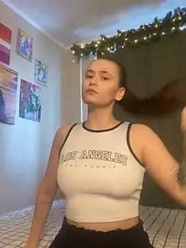 Sabrina shells online show from March 22, 2025, 3:30 am