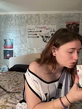 Sabrina shells online show from October 8, 2025, 10:24 am