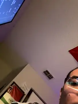 cloudy couple444 online show from September 22, 2025, 4:03 am