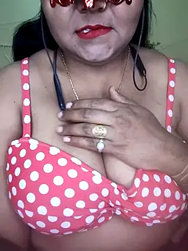 LustyBhabhi online show from November 25, 2025, 1:33 pm
