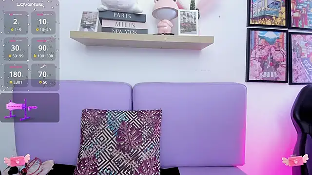 Snapshot of Carolina_Burninng chatting on September 20, 2025, 8:54 pm Carolina Burninng online show from September 20, 2025, 8:54 pm