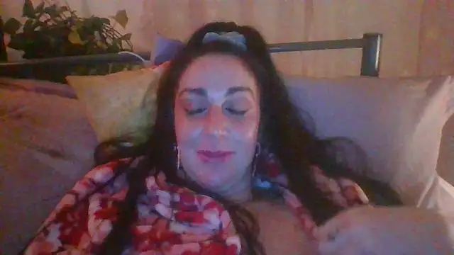 Snapshot of BELLAMORGANE1 chatting on February 7, 2025, 9:15 pm BELLAMORGANE1 online show from February 7, 2025, 9:15 pm