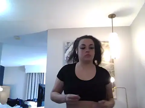 StephanieDaBeauty online show from February 2, 2025, 3:07 pm