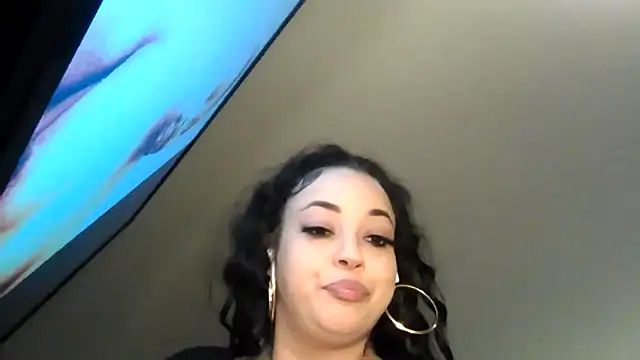 StephanieDaBeauty online show from February 19, 2025, 7:39 am