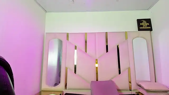 IsabellRodriguez18 online show from March 14, 2026, 3:56 am