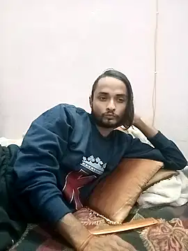 IamRentedBoybfriend online show from February 18, 2025, 5:31 pm