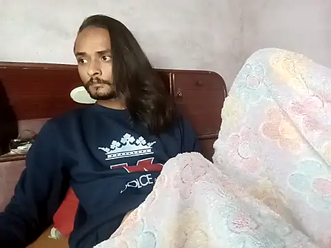 IamRentedBoybfriend online show from November 11, 2025, 3:01 pm