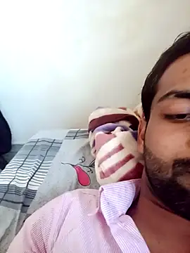 Snapshot of playboyz77 chatting on January 3, 2025, 9:47 am playboyz77 online show from January 3, 2025, 9:47 am