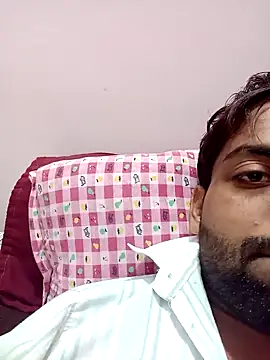 Snapshot of playboyz77 chatting on January 7, 2025, 6:38 am playboyz77 online show from January 7, 2025, 6:38 am