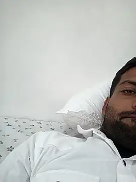 Snapshot of playboyz77 chatting on September 19, 2025, 8:27 am playboyz77 online show from September 19, 2025, 8:27 am