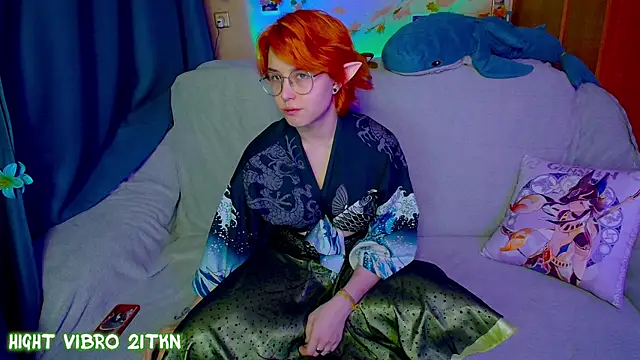 TrickyKitsune online show from December 1, 2025, 2:55 pm