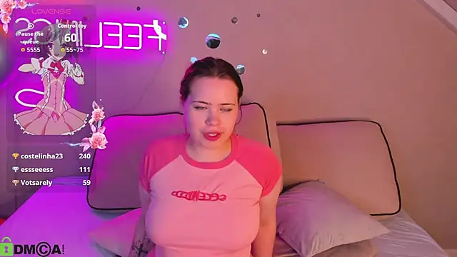 Snapshot of EricaElliott chatting on October 30, 2025, 9:15 pm EricaElliott online show from October 30, 2025, 9:15 pm