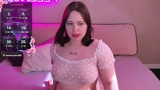 EricaElliott online show from April 7, 2026, 9:21 am