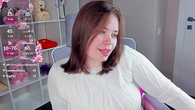 EricaElliott online show from April 29, 2026, 5:30 pm