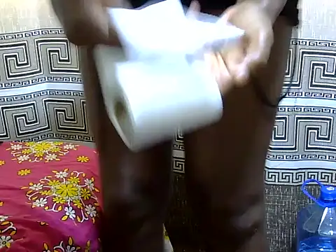 Snapshot of Sexymish25 chatting on October 18, 2025, 7:31 am Sexymish25 online show from October 18, 2025, 7:31 am