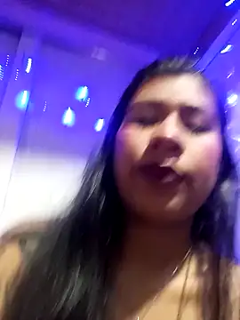 Snapshot of Pamelamilkk_1007 chatting on January 7, 2025, 7:10 am Pamelamilkk 1007 online show from January 7, 2025, 7:10 am