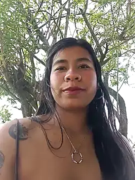 Snapshot of Pamelamilkk_1007 chatting on January 11, 2025, 7:38 pm Pamelamilkk 1007 online show from January 11, 2025, 7:38 pm