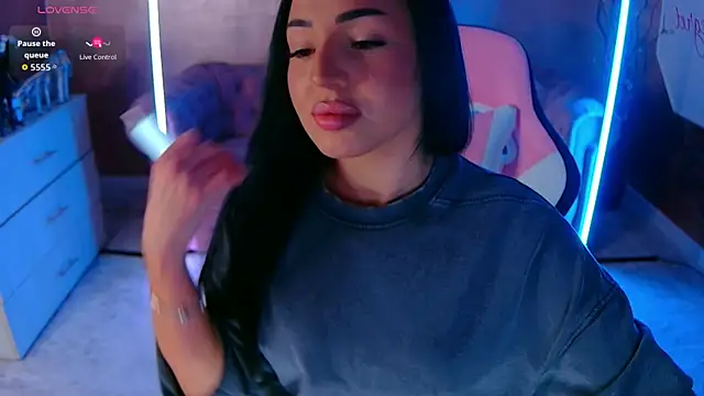 Snapshot of evanew_ chatting on September 27, 2025, 4:34 pm evanew  online show from September 27, 2025, 4:34 pm