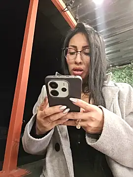 Isabellitasexi38 online show from February 18, 2026, 3:02 am