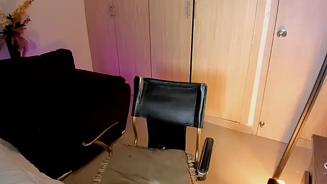 rachaeldeckard   online show from October 30, 2025, 3:41 am