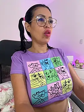 KarolRubi1 online show from May 5, 2026, 3:42 pm