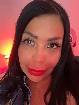 KarolRubi1 online show from June 14, 2026, 2:24 am