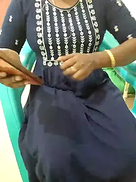 Snapshot of Tamil_roja69 chatting on December 30, 2024, 3:24 pm Tamil roja69 online show from December 30, 2024, 3:24 pm