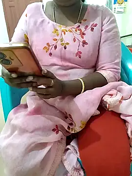 Snapshot of Tamil_roja69 chatting on January 12, 2025, 4:18 pm Tamil roja69 online show from January 12, 2025, 4:18 pm