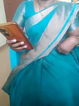Snapshot of Tamil_roja69 chatting on January 17, 2025, 3:23 am Tamil roja69 online show from January 17, 2025, 3:23 am