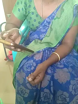 Snapshot of Tamil_roja69 chatting on January 30, 2025, 12:06 pm Tamil roja69 online show from January 30, 2025, 12:06 pm