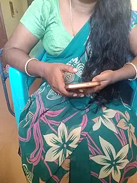 Snapshot of Tamil_roja69 chatting on February 14, 2025, 6:23 am Tamil roja69 online show from February 14, 2025, 6:23 am