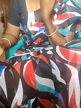 Snapshot of Tamil_roja69 chatting on February 19, 2025, 7:06 am Tamil roja69 online show from February 19, 2025, 7:06 am