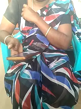 Snapshot of Tamil_roja69 chatting on February 19, 2025, 12:11 pm Tamil roja69 online show from February 19, 2025, 12:11 pm
