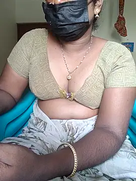 Snapshot of Tamil_roja69 chatting on September 13, 2025, 5:40 am Tamil roja69 online show from September 13, 2025, 5:40 am