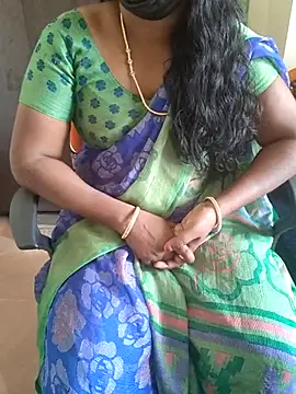 Snapshot of Tamil_roja69 chatting on February 11, 2026, 6:18 am Tamil roja69 online show from February 11, 2026, 6:18 am