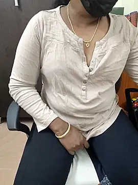 Snapshot of Tamil_roja69 chatting on February 16, 2026, 1:51 pm Tamil roja69 online show from February 16, 2026, 1:51 pm